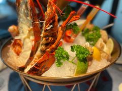 -弦月窗LUNETTE BY AMANDA(复兴路店)