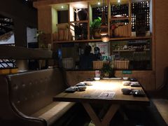 -70后饭吧(府河街店)