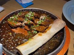 -蜜桃餐厅·伴山(绿宝广场店)