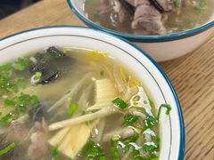-东关吉祥西安腊汁肉夹馍(健德门店)