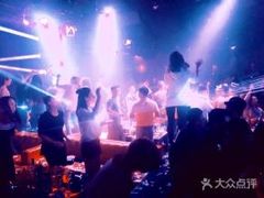 -HUNTING BAR亨霆鸡尾酒馆(越秀淘金店)
