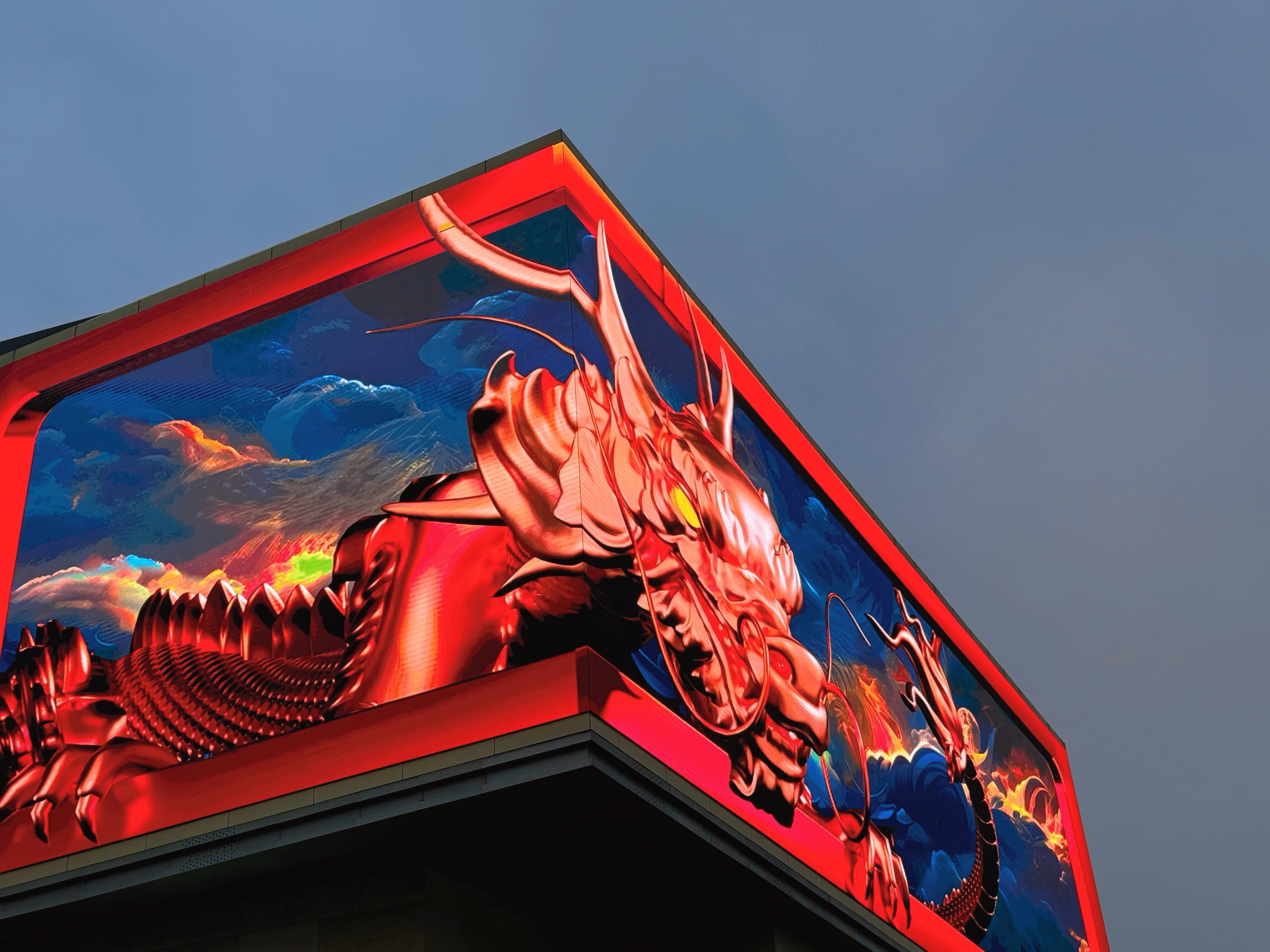 蓝色港湾也有裸眼3d广告牌啦