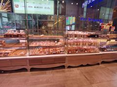 -巴黎贝甜(大宁国际商业广场店)