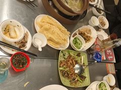 -胡须佬鸡煲四季火锅店(石厦西村直营店)