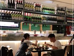 -大头虾越式风味餐厅(光明广场店)