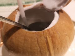 椰子水-新加坡海鲜共和(名胜世界圣淘沙海滨坊)