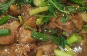 Feng's Chicken Hot Pot