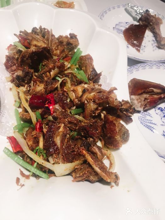 同喜烤鸭店(光芒店)椒盐鸭架图片