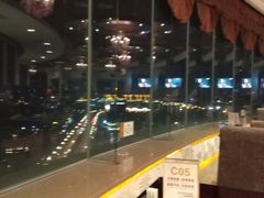 -荣誉国际酒店-云顶旋转餐厅