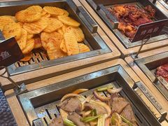 -山焱·炭火自助烤肉(周浦万达店)