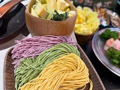 -芸山季·云南野生菌火锅(人民广场来福士店)