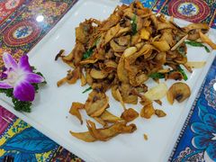 -烟疆印象新疆菜(万联广场店)