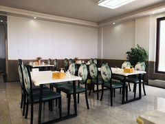 大堂-七的湖·晚芳亭·阳澄湖农家菜·大闸蟹(莲花岛店)