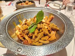 临川牛杂-千百味红餐厅·江西菜(绿地双子塔店)