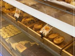 -金色麦甜糕点(面包.蛋糕.华苑店)