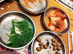 -青瓦炭韩潮烤肉(花园道店)