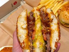 -必胜客(WOW中心城店)