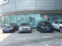 -北京华联万柳购物中心-停车场