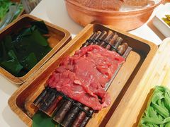 -九鼎轩脆毛肚火锅(宝山万达店)