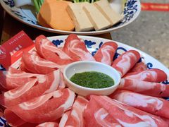 东镇肥牛-东镇老火锅(长春路首店)