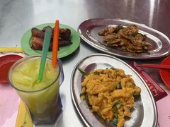 -黄亚华小食店(Jalan Alor)