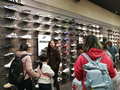 -ABC MART(心斎橋店)