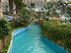 -龙脉温泉室内游泳馆