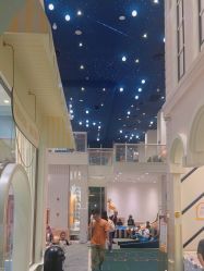 -奈尔宝·儿童乐园·亲子餐厅(华采天地店)