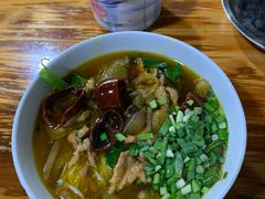 -越洋肖氏老米线(杨家坪店)