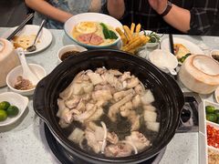 -烹然四季椰子鸡火锅(团结湖总店)