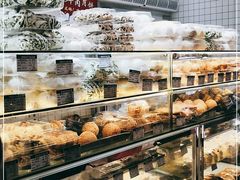 -白玉兰食品甜凤店(合生汇店)