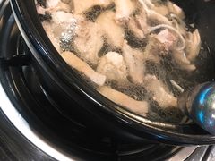 -东椰·海南椰子鸡火锅(朝阳门店)