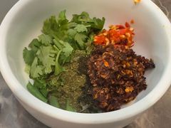 -野菌园·野生菌火锅首创第一家(关兴路总店)