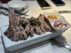 手抓羊肉-马老六清真餐厅(雁滩店)