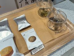 -喜茶(北京华贸购物中心店)
