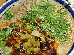 -云阿蛮生烫牛肉米线(景星店)