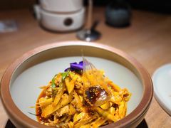 敲糖棒棒鸡-辛香汇·现炒川菜(淮海路百盛店)
