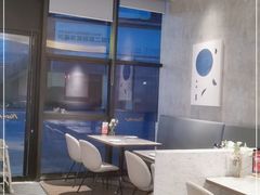 -必胜客(武汉欢乐谷店)