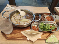 -小满手工粉(杭州滨江龙湖店)