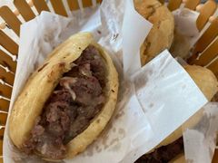-闫家驴肉老店(华电一校店)