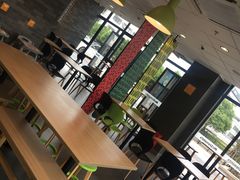 -麦当劳(松江南乐得来速店)