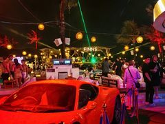 -FINNS Beach Club