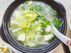 -闫家驴肉老店(华电一校店)