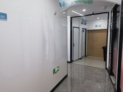 -武汉仁爱口腔(光谷店)