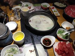 胡椒猪肚鸡-洪氏嗨捞·广东猪肚鸡·椰子鸡火锅(西咸万象城店)