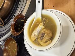 -阿山卓·野生菌火锅·纳西火塘烤肉