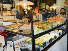面包甜点陈列柜-仙峰天然面包(迎宾路店)