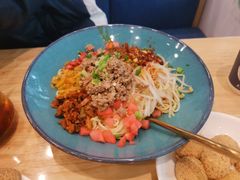 贵州肉臊拌面-贵凤凰贵州米粉(五道口店)