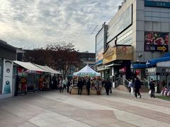 -证大大拇指广场(芳甸路店)
