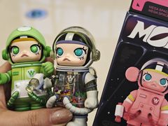 -泡泡玛特POPMART(世豪广场店)